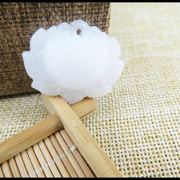 White Jade Lotus Crystal Spiritual Chakra Necklace - Picture 2 of 5